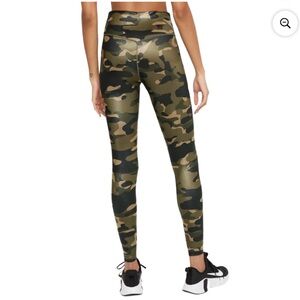 Nike Camouflage High-Waisted Leggings